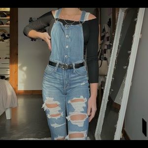 {{ American Eagle denim overalls🤎}}